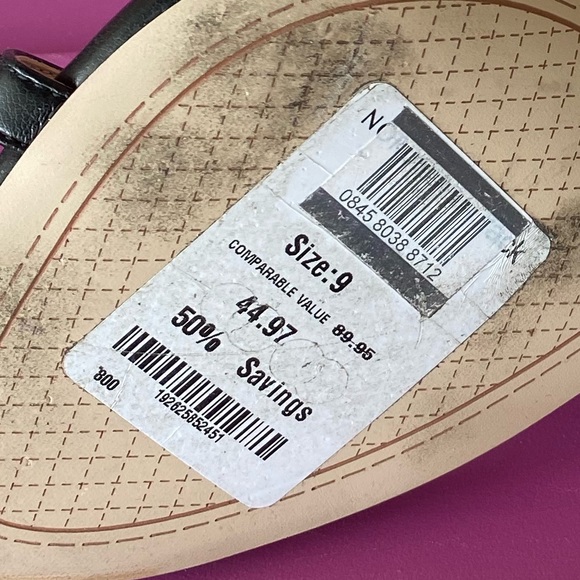 Jessica Simpson Black Heels Size 9 - Picture 2 of 2